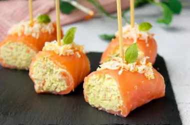 Rollitos de salmón