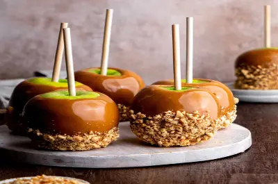 Caramel apples